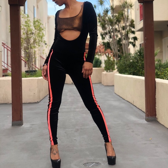 One piece body suit - Picture 1 of 2